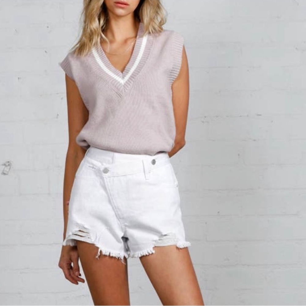 NEW Insane Gene White Hi- Rise Crossover Distressed Denim Jean Shorts Large